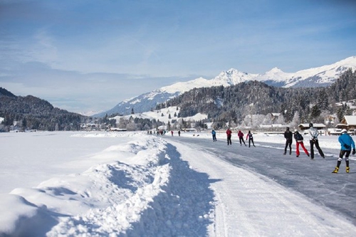 欧洲最大的“天然冰上游乐场”